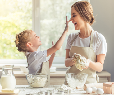 Aprons & Oven Mitts